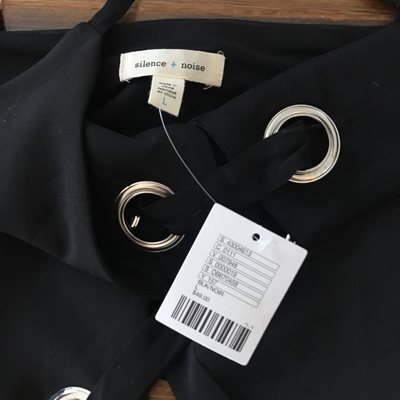 NWT UO Lace Up Cropped Cami Amour Black - Picture 6 of 8